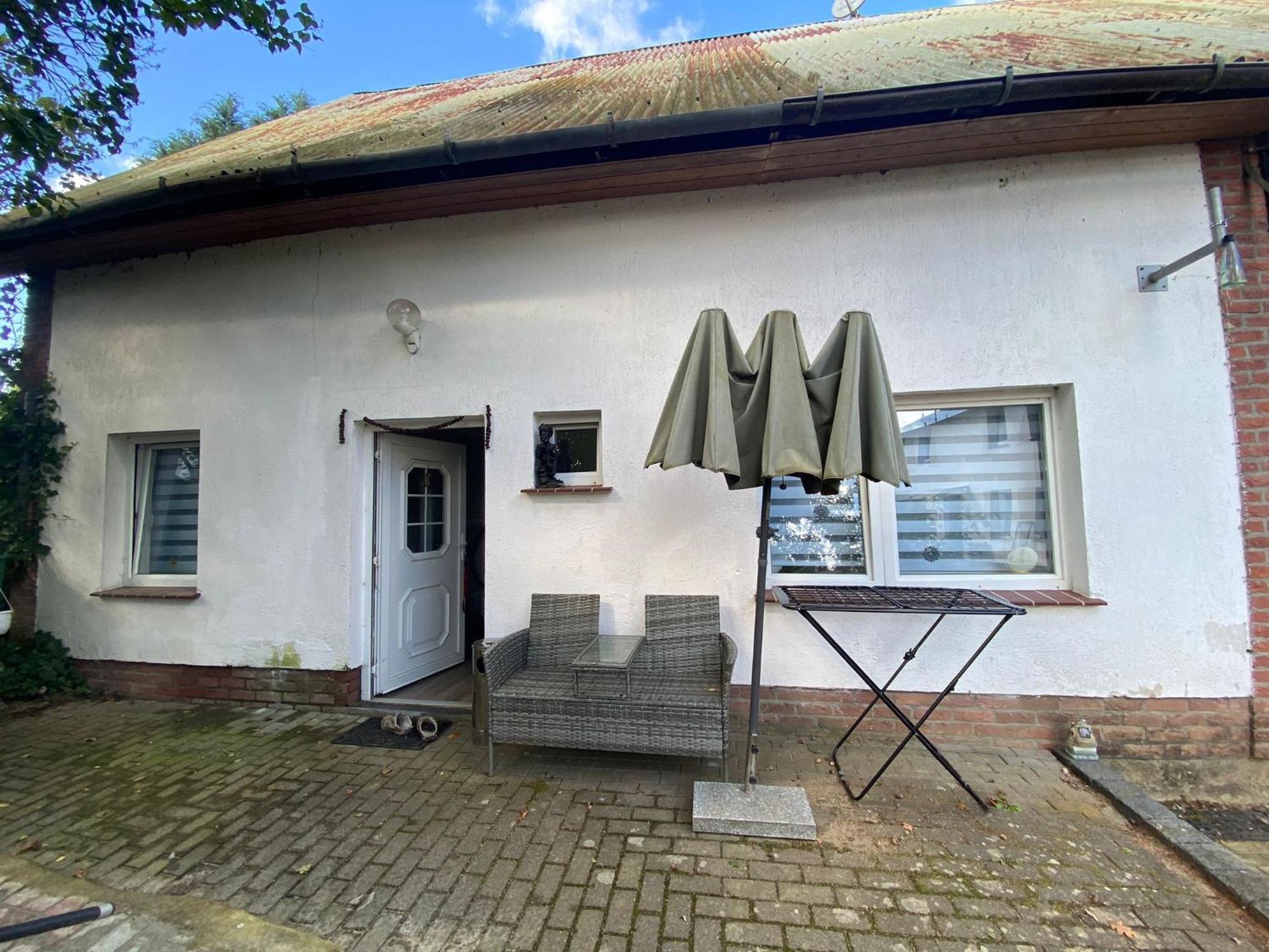Ferienwohnung Mit Separatem Eingang Und Parkplatz, Ideal Fuer Handwerker Und Geschaeftsreisende Dorf Mecklenburg Exteriör bild